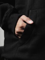 W Essentiels Hoodie Oversize Le Plissement Noir Black - Gambar 7