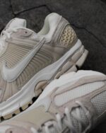 Nike Vomero 5 Beach Light Khaki Womens HQ0458 200 - Gambar 6