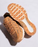 Nike P-6000 SE Flax Metallic Gold Unisex HF0015 201 - Gambar 3