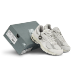 New Balance 2002 R Timberwolf Mens U2002RBE - Gambar 2