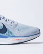 Nike Pegasus 41 Ghost Football Grey Mens FD2722 014 - Gambar 7