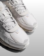 Nike V2K Run Gore-tex Lite Iron Ore Womens FZ2622 002 - Gambar 3