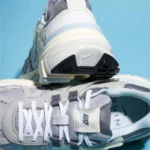 Nike V2K Run Light Bone Metallic Platinum Womens FZ3596 072 - Image 5