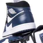 Nike Air Jordan 1 Mid Armory Navy GS 554725 411 - Image 2