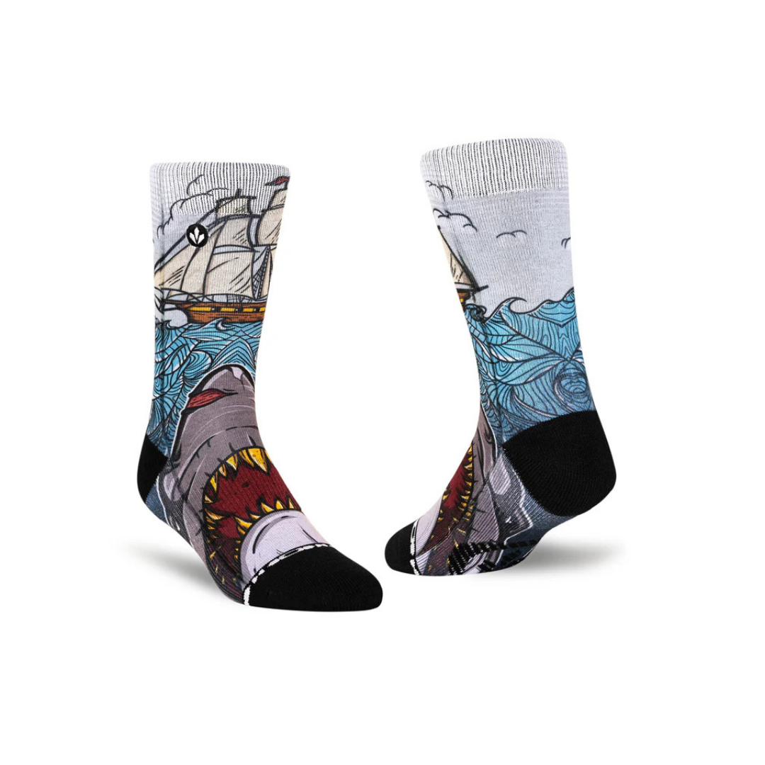 152 StayCool Socks Graphic Jaws - Gambar 1