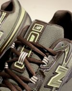 New Balance 740 Brown Green Mens U7402RH - Gambar 3
