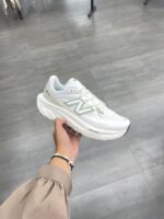New Balance Fresh Foam Trainer White Sea Salt Unisex Adult UTRNAF - Gambar 2