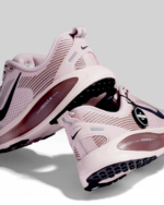 Nike Vomero 18 Particle Rose Silt Red Gs HQ2157 602 - Gambar 7