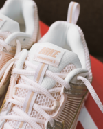 Nike Vomero 5 Chalk Sail Gs HF6998 110 - Gambar 3