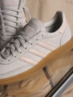 Adidas Handball Spezial Orbit Grey Wonder Quartz Womens JR3629 - Gambar 3