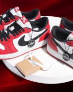 Nike Jordan 1 Retro Low OG Chicago Mens HQ6998 600 - Gambar 7
