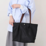 Legato Largo Comfort Series Shoulder Bag Large LIMITED COLOR Black Brown - Gambar 5