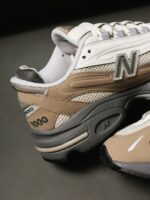 New Balance 1000 Mushroom Beige Unisex Adult M1000C - Gambar 7