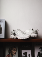 New Balance 1906F White Silver Metallic Unisex Adult U190611X - Gambar 3
