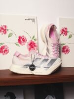 Adidas Adizero Adios Pro 4 Tokyo Marathon Cherry Blossom Womens JQ4446 - Gambar 3